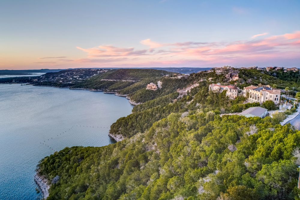 Water activites are popular outdoor activities in Austin. 